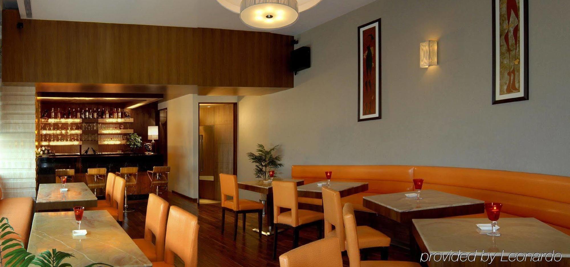 Fortune Select Exotica, Navi Mumbai - Member Itc Hotels' Group Ресторан фото